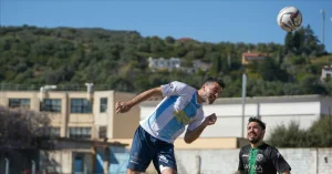 サッカー、ヘディング＜漢方,鍼灸,接骨,妊活,不妊,男性不妊,不育,メンタル不調,うつ,不眠,不安,腎不全,腎機能低下,アトピー,肌トラブル＞